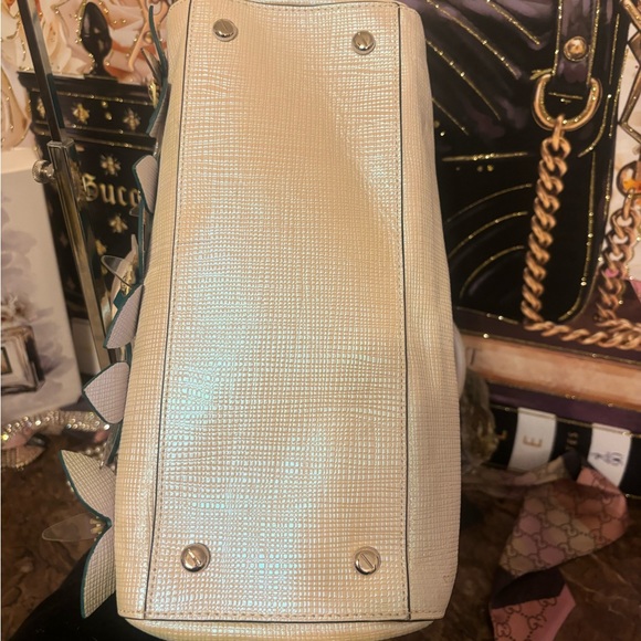 Henri Bendel West 57th Barrel Satchel Iridescent White - Picture 6 of 12